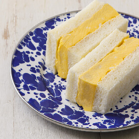 厚焼きたまごのだしバターサンド