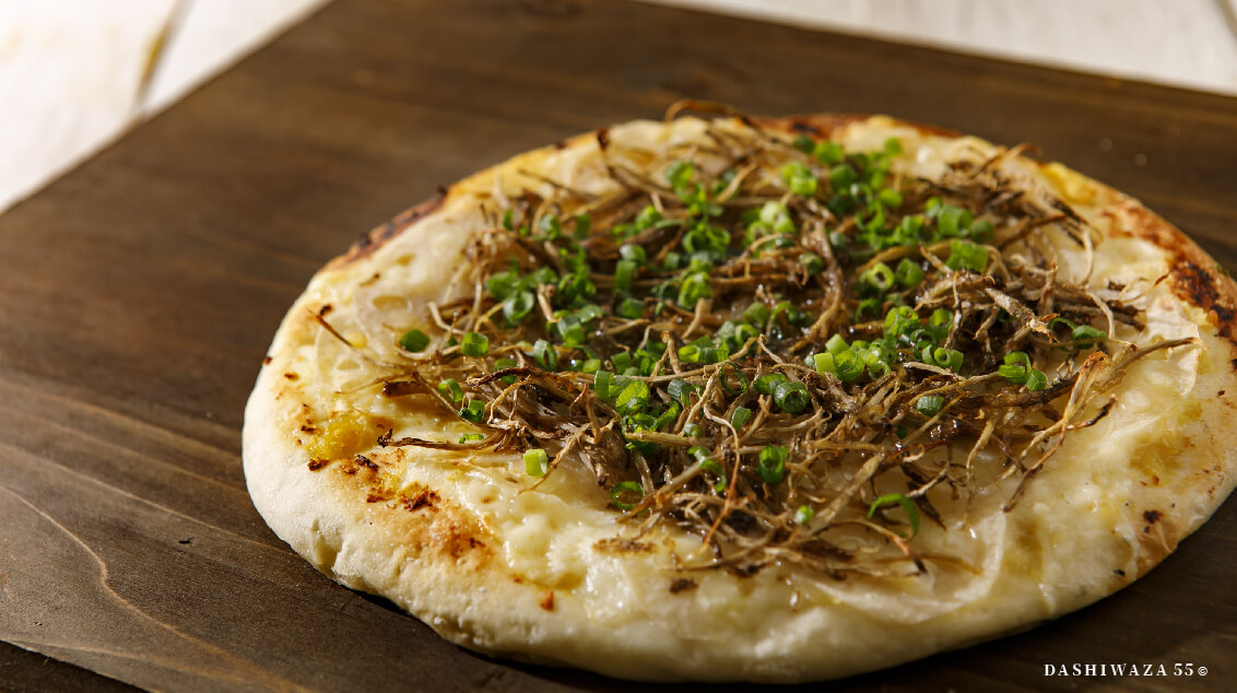 だしパラ和風ピザ