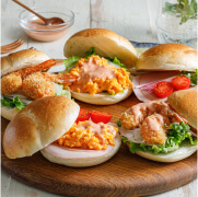 だしオーロラソースのベーグルサンド